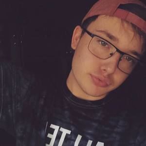 Meet your Posher, Garrett